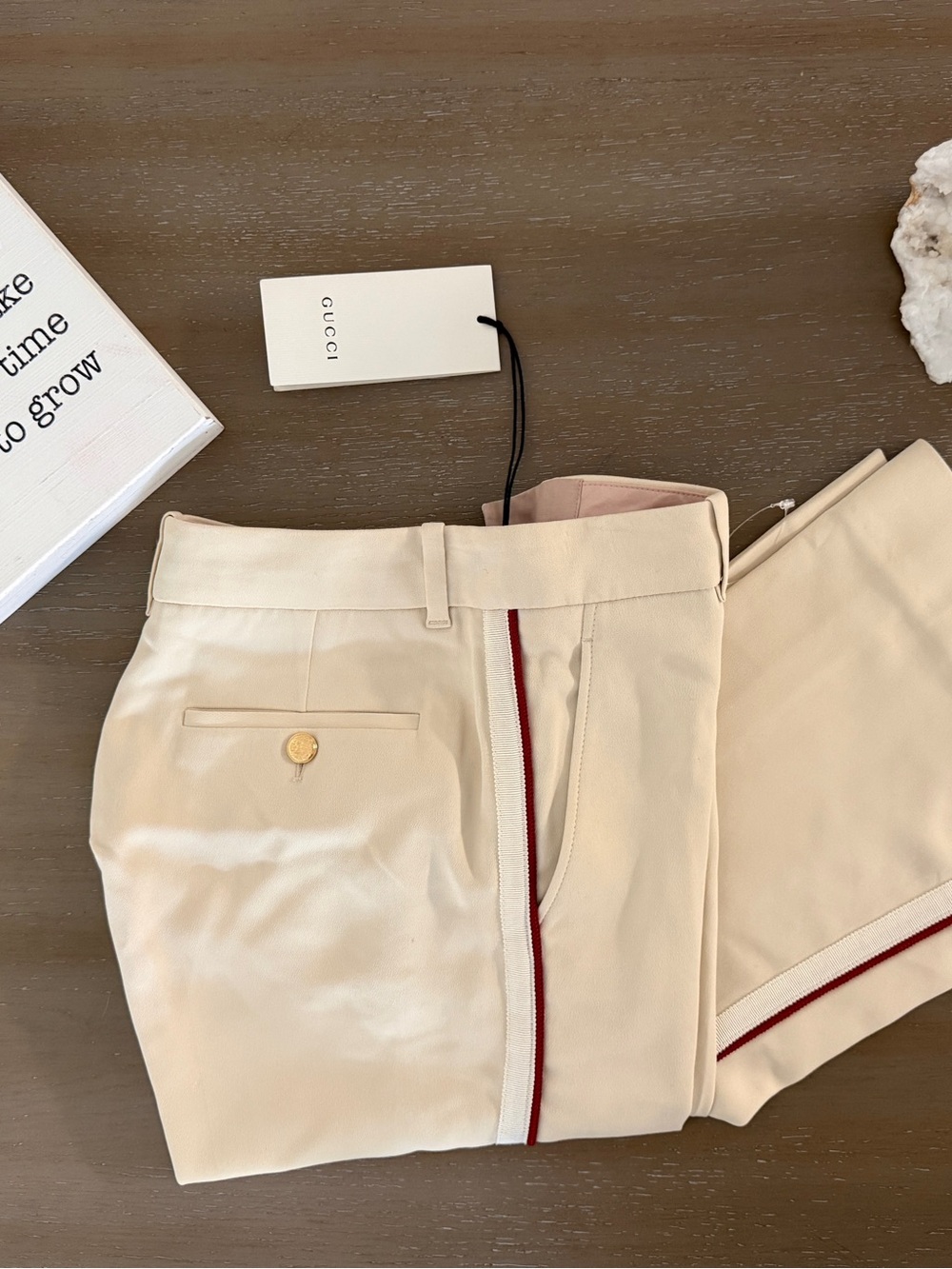Gucci women's casual pants in size 40